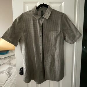 Men’s Lululemon Grid Light Short Sleeve Shirt Grey Sage / Ocean Mist Medium M